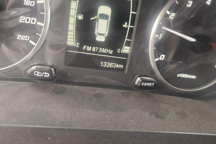 Used Chery Tiggo 5x 2023 1.5L Manual Fashion Edition Odometer Close Up