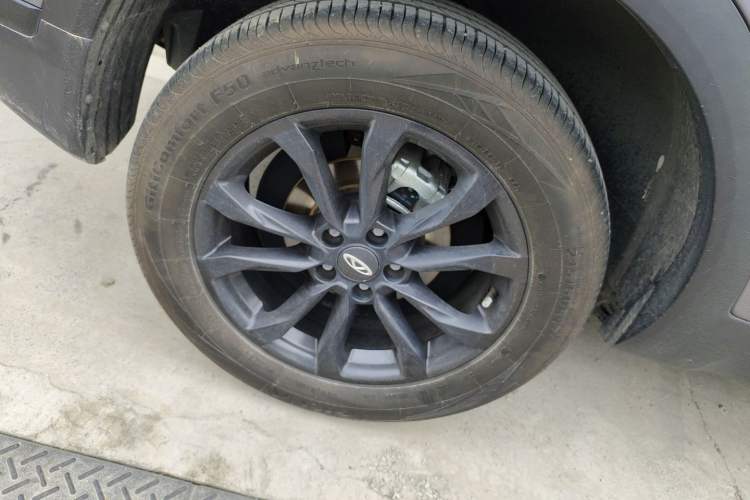Used Chery Tiggo 5x 2023 1.5L CVT Fashion Edition Right Rear Wheel Hub
