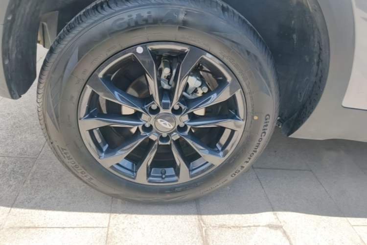 Used Chery Tiggo 5x 2023 1.5L CVT Fashion Edition Right Rear Wheel Hub