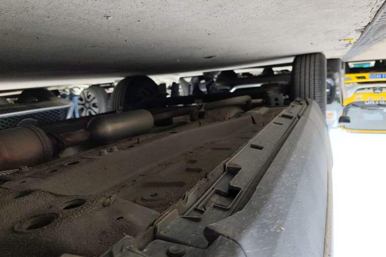 Used Chery Tiggo 5x 2023 1.5L CVT Fashion Edition Right Side Sill