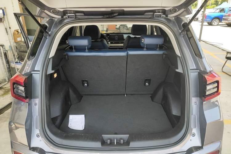 Used Chery Tiggo 5x 2023 1.5L CVT Fashion Edition Trunk