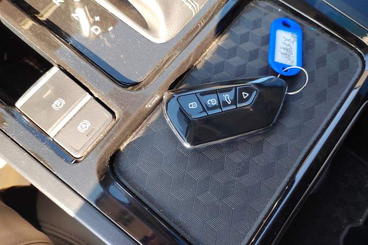 Used Chery Tiggo 5x 2023 1.5L CVT Fashion Edition Vehicle Key
