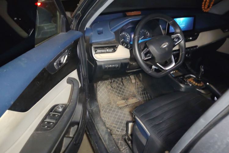 Used Chery Tiggo 5x 2023 1.5L Manual Fashion Edition Interior 3