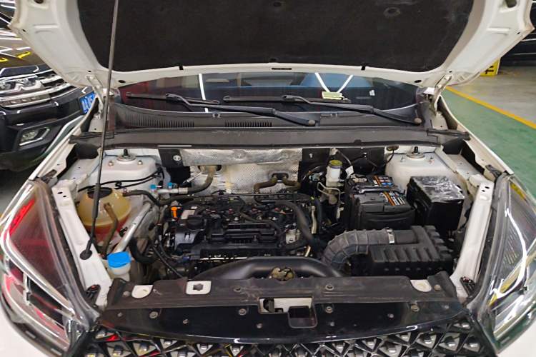 Used Chery Tiggo 5x 2023 1.5L CVT Fashion Edition Engine Bay