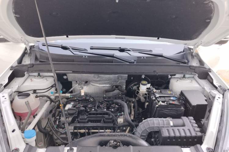 Used Chery Tiggo 5x 2023 1.5L CVT New Dynamic Edition Engine Bay