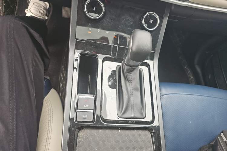 Used Chery Tiggo 5x 2023 1.5L CVT Fashion Edition Gear Lever