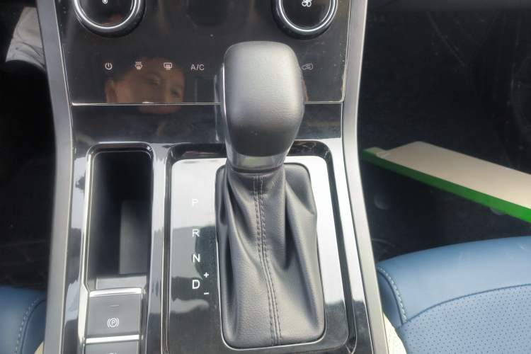 Used Chery Tiggo 5x 2023 1.5L CVT Fashion Edition Gear Lever