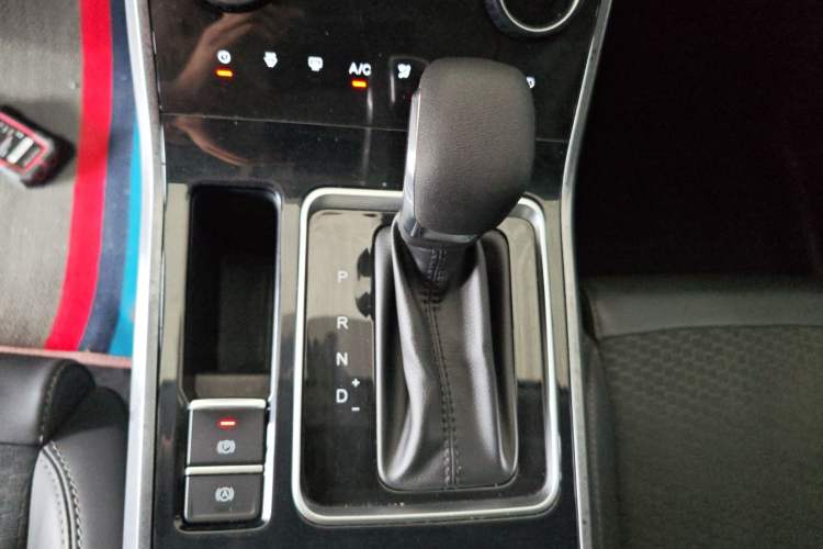 Used Chery Tiggo 5x 2023 1.5L CVT New Dynamic Edition Gear Lever