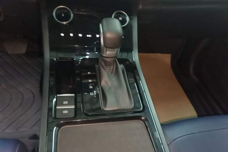 Used Chery Tiggo 5x 2023 1.5L CVT Fashion Edition Gear Lever