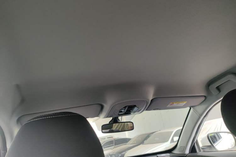 Used Chery Tiggo 5x 2023 1.5L Manual Urban Version Headliner