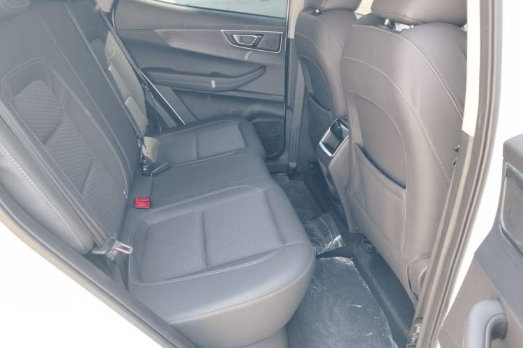 Used Chery Tiggo 5x 2023 1.5L CVT New Dynamic Edition Interior 2