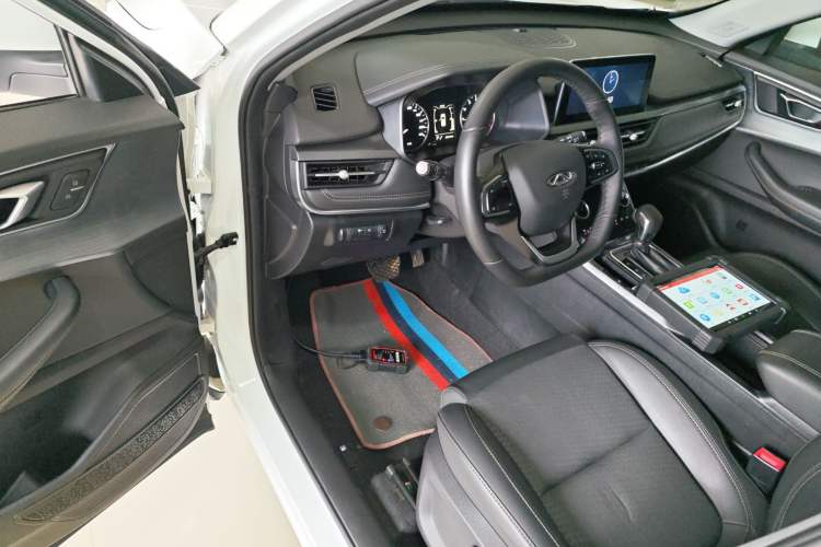 Used Chery Tiggo 5x 2023 1.5L CVT New Dynamic Edition Interior 3