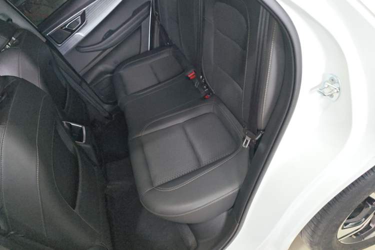 Used Chery Tiggo 5x 2023 1.5L CVT New Dynamic Edition Interior 4