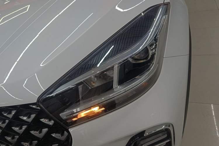 Used Chery Tiggo 5x 2023 1.5L CVT Fashion Edition Left Front Headlight