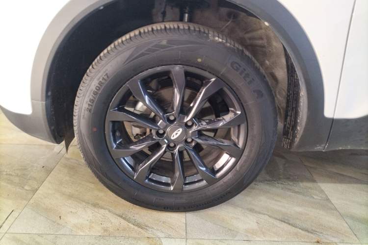 Used Chery Tiggo 5x 2023 1.5L CVT Fashion Edition Left Front Wheel Hub