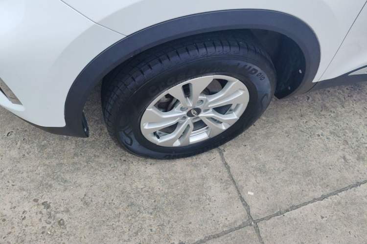 Used Chery Tiggo 5x 2023 1.5L Manual Fashion Edition Left Front Wheel Hub