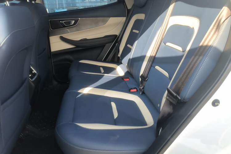 Used Chery Tiggo 5x 2023 1.5L CVT Fashion Edition Left Rear Seat