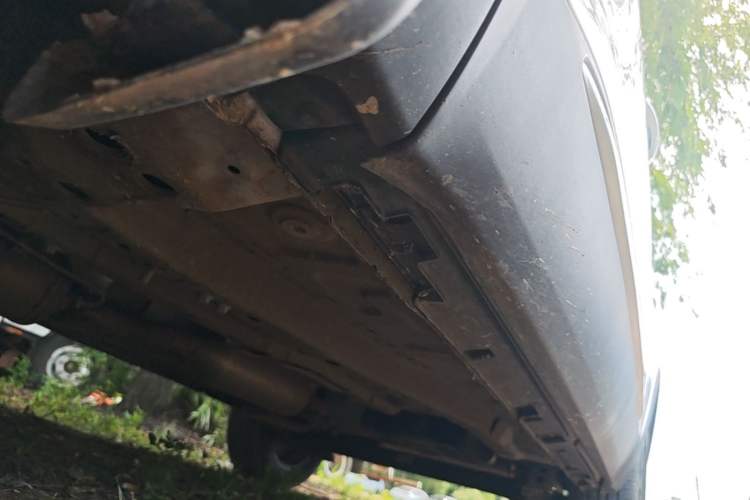 Used Chery Tiggo 5x 2023 1.5L CVT Luxury Model Left Side Sill