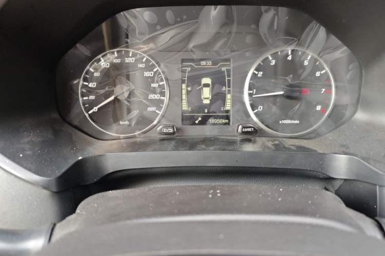 Used Chery Tiggo 5x 2023 1.5L Manual Urban Version Odometer Close Up