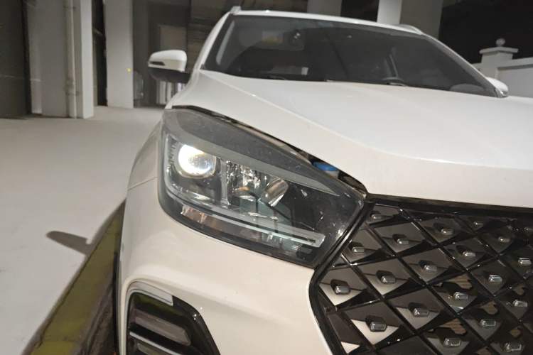 Used Chery Tiggo 5x 2023 1.5L CVT Fashion Edition Right Front Headlight