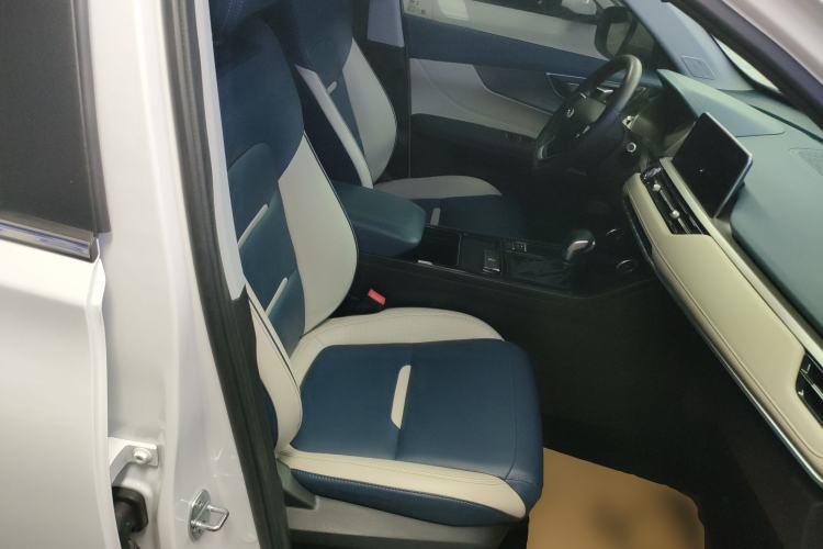 Used Chery Tiggo 5x 2023 1.5L CVT Fashion Edition Right Front Seat
