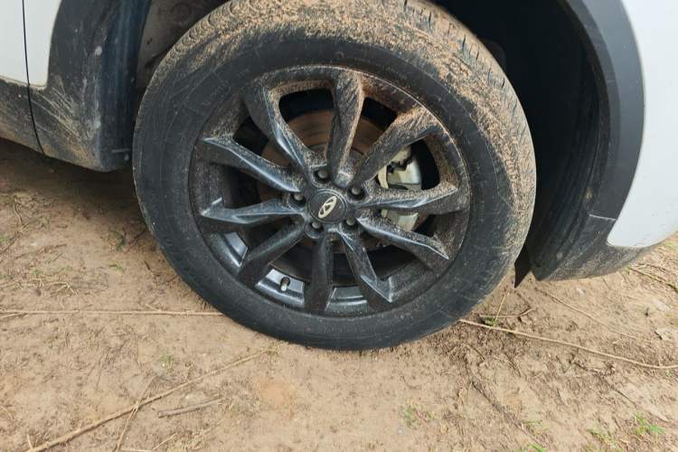 Used Chery Tiggo 5x 2023 1.5L CVT Fashion Edition Right Front Wheel Hub