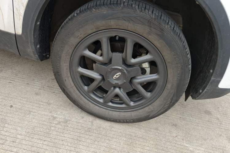 Used Chery Tiggo 5x 2023 1.5L Manual Urban Version Right Front Wheel Hub