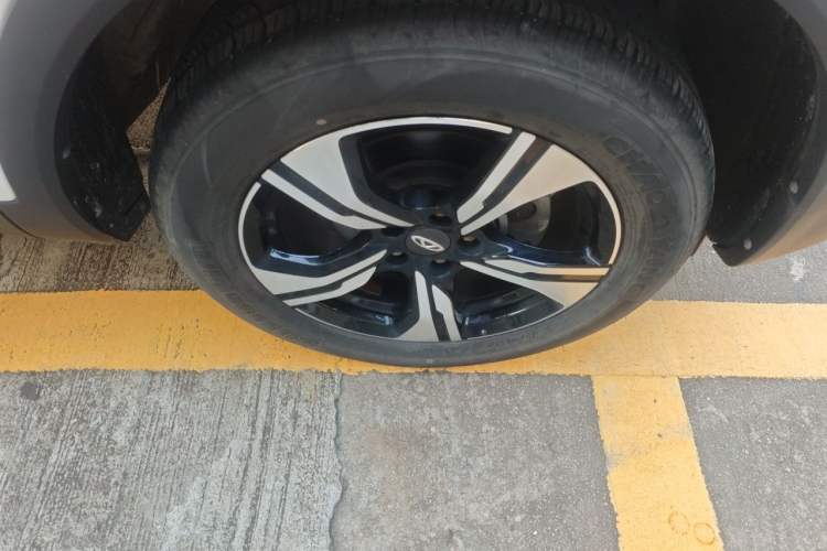 Used Chery Tiggo 5x 2023 1.5L CVT New Dynamic Edition Right Front Wheel Hub