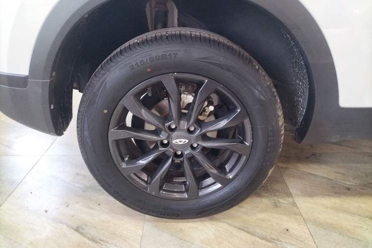 Used Chery Tiggo 5x 2023 1.5L CVT Fashion Edition Right Rear Wheel Hub