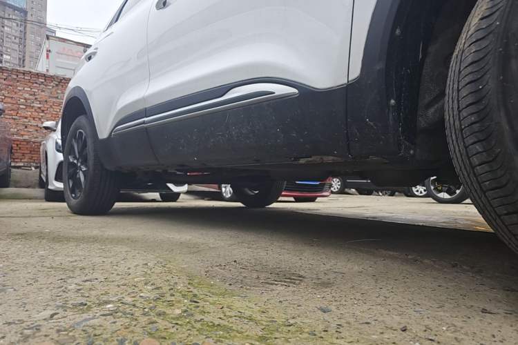 Used Chery Tiggo 5x 2023 1.5L CVT Fashion Edition Right Side Sill