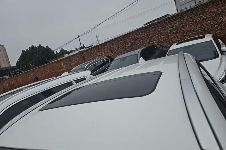 Used Chery Tiggo 5x 2023 1.5L CVT Fashion Edition Roof