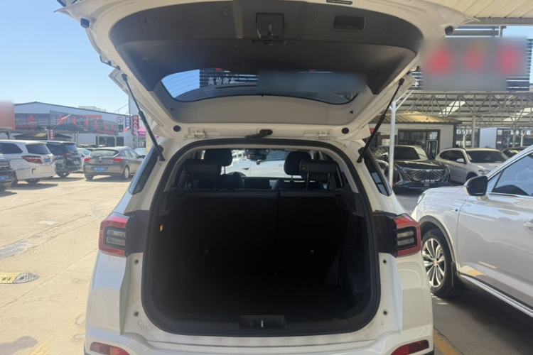Used Chery Tiggo 5x 2023 1.5L CVT Fashion Edition Trunk