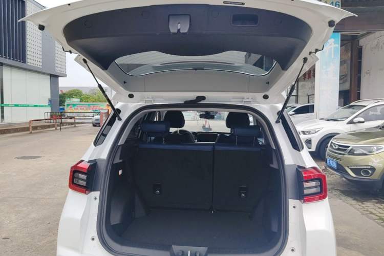 Used Chery Tiggo 5x 2023 1.5L Manual Fashion Edition Trunk