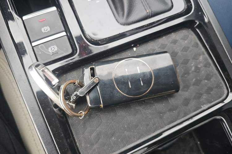 Used Chery Tiggo 5x 2023 1.5L CVT Fashion Edition Vehicle Key