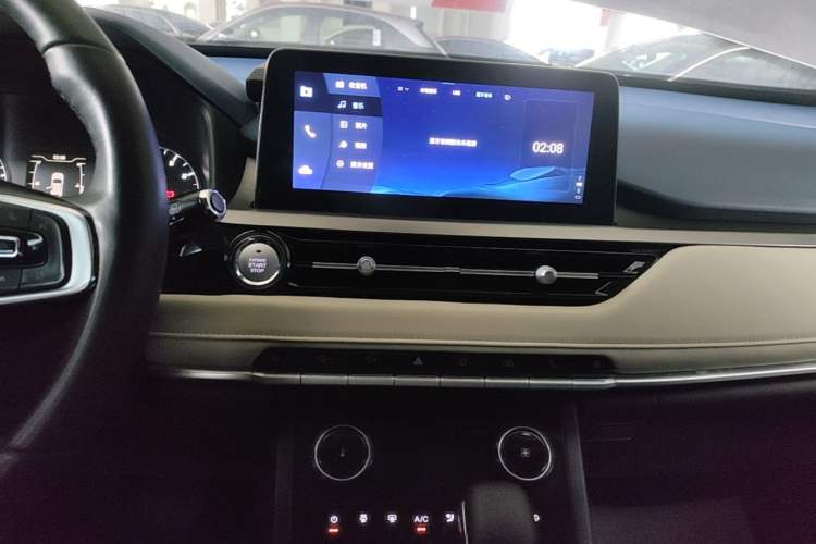 Used Chery Tiggo 5x 2024 Edition People's Benefit Version 1.5L CVT Fashion Model Audio And AC Panel
