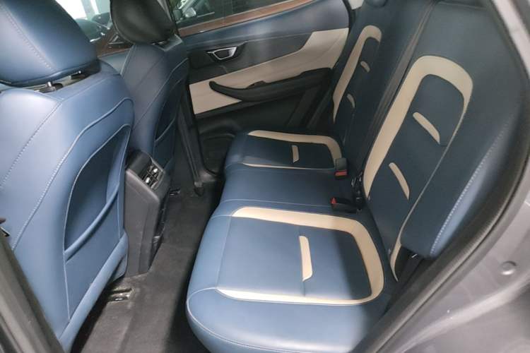 Used Chery Tiggo 5x 2024 Edition People's Benefit Version 1.5L CVT Fashion Model Left Rear Seat