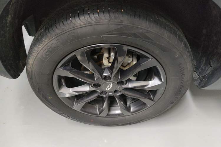 Used Chery Tiggo 5x 2024 Edition People's Benefit Version 1.5L CVT Fashion Model Right Rear Wheel Hub