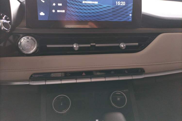 Used Chery Tiggo 5x 2024 Edition People's Benefit Version 1.5L CVT Fashion Model Audio And AC Panel