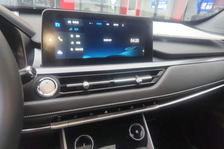 Used Chery Tiggo 5x 2024 1.5L CVT New Edition Audio And AC Panel