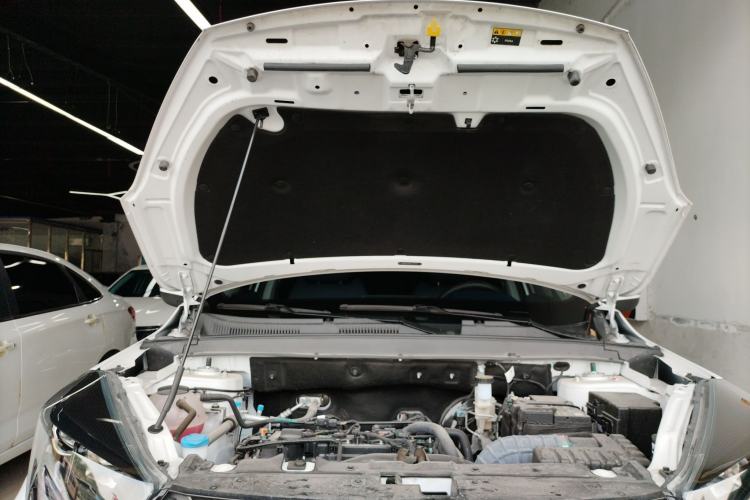 Used Chery Tiggo 5x 2024 Edition People's Benefit Version 1.5L CVT Fashion Model Engine Bay