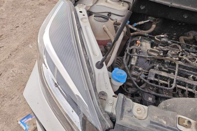 Used Chery Tiggo 5x 2024 Edition People's Benefit Version 1.5L CVT Fashion Model Engine Bay Right