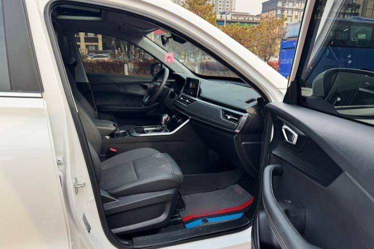 Used Chery Tiggo 5x 2024 1.5L CVT New Edition Interior 5