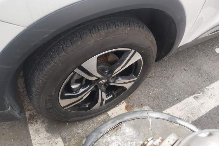 Used Chery Tiggo 5x 2024 1.5L CVT New Edition Left Front Wheel Hub