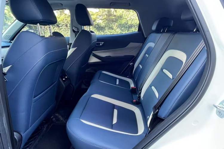 Used Chery Tiggo 5x 2024 Edition People's Benefit Version 1.5L CVT Fashion Model Left Rear Seat