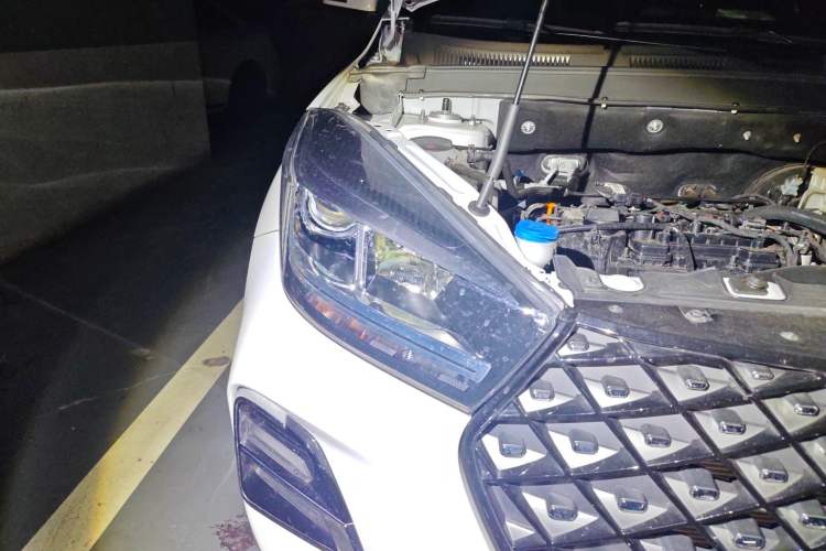 Used Chery Tiggo 5x 2024 Edition People's Benefit Version 1.5L CVT Fashion Model Right Front Headlight