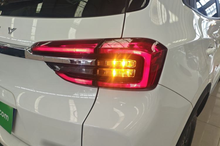 Used Chery Tiggo 5x 2024 Edition People's Benefit Version 1.5L Manual Urban Model Right Rear Taillight