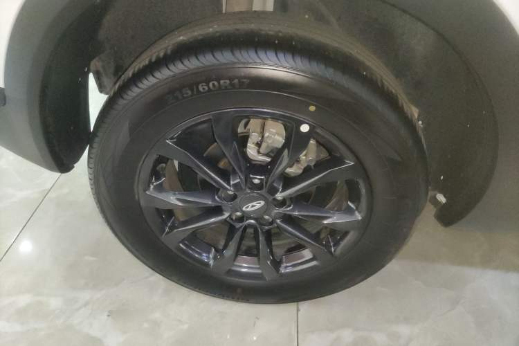 Used Chery Tiggo 5x 2024 Edition People's Benefit Version 1.5L CVT Fashion Model Right Rear Wheel Hub