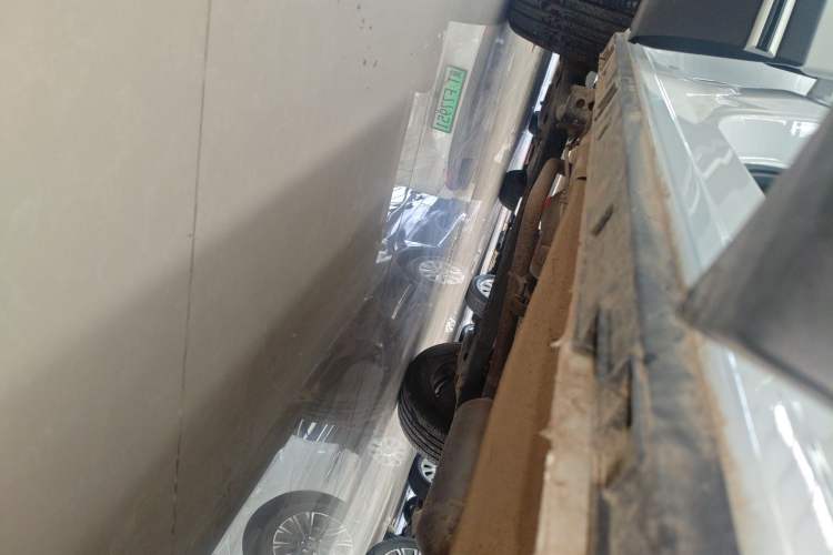 Used Chery Tiggo 5x 2024 Edition People's Benefit Version 1.5L Manual Urban Model Right Side Sill