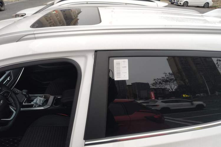 Used Chery Tiggo 5x 2024 1.5L CVT New Edition Roof