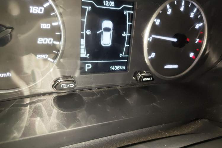 Used Chery Tiggo 5x 2025 1.5L CVT Excellence Edition Odometer Close Up